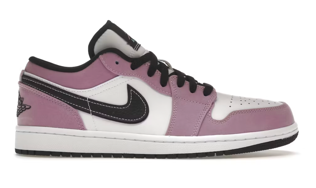 Preowned Jordan 1 Low SE Violet Shock White Black