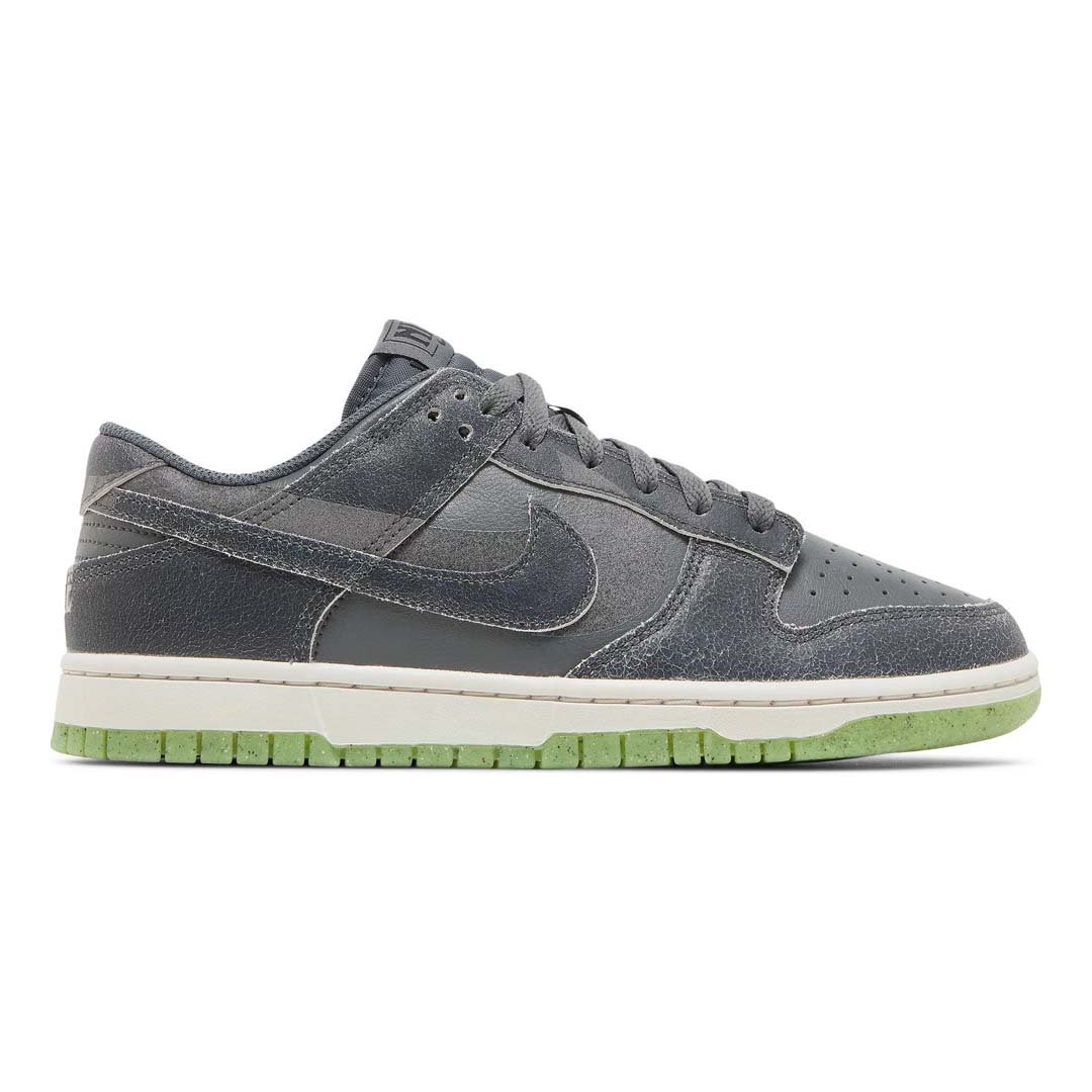 Dunk Low SE 'Halloween - Cauldron' by Nike - NWAHype 1 for streetwear Sneakers in USA