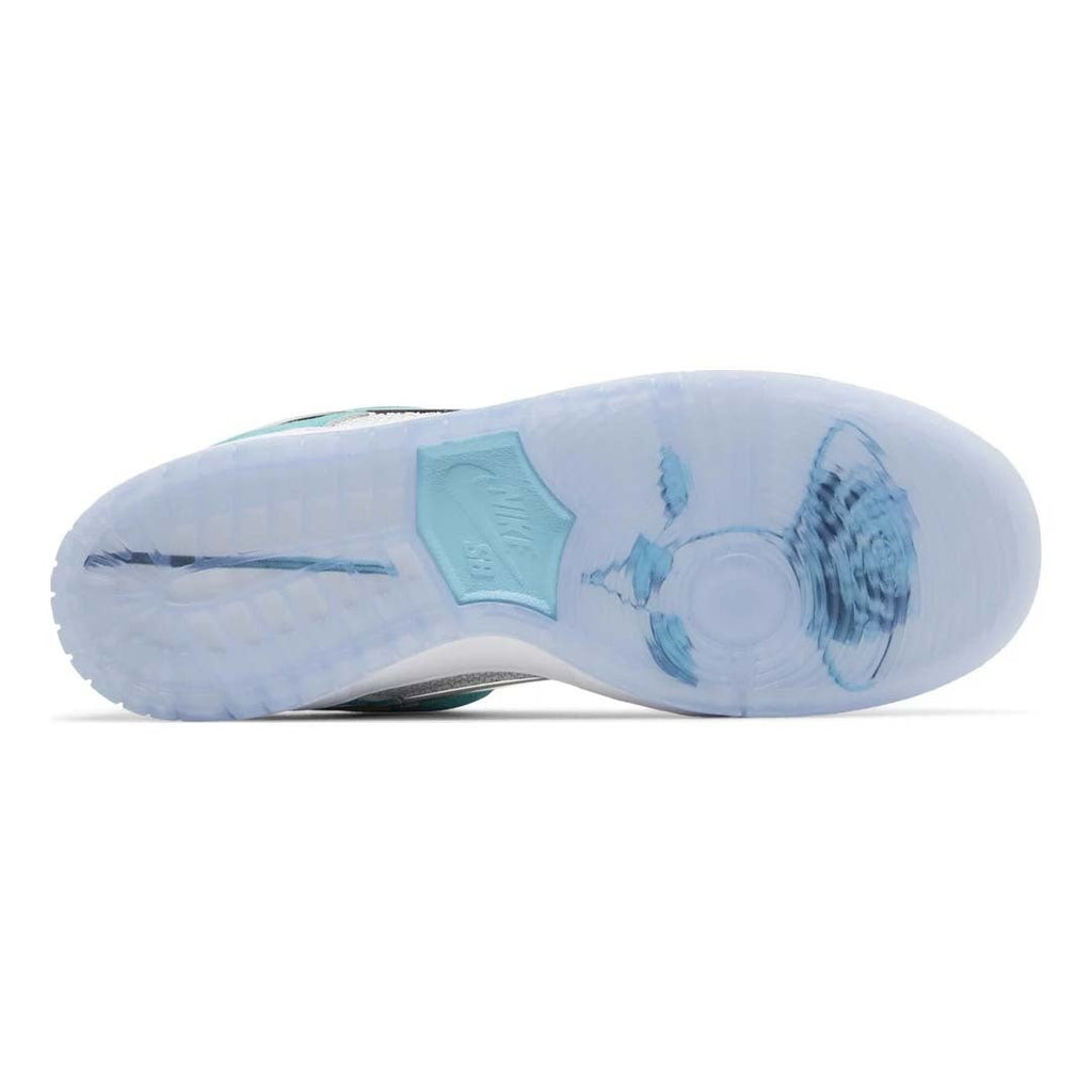 Nike SB Dunk Low April Skateboards by Nike - NWAHype 1 for streetwear Sneakers in USA