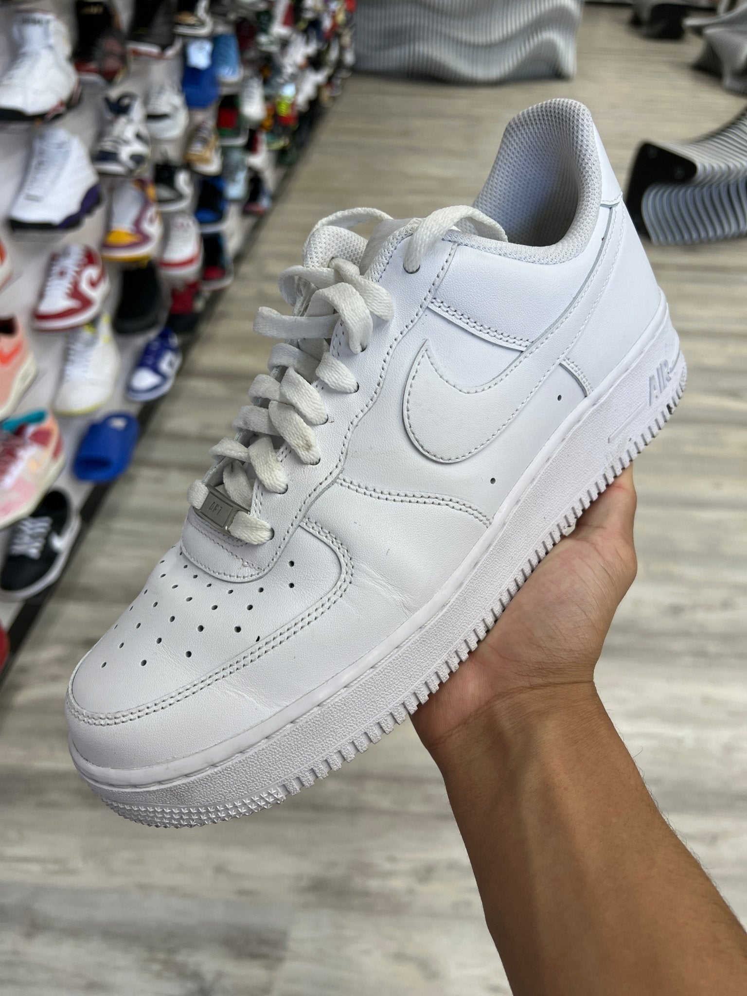 Preowned Air Force 1 Triple White by Preowned - NWAHYPE No.1 for streetwear Preowned in USA
